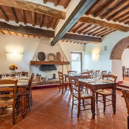 Lantgård La Taverna Di Celsa